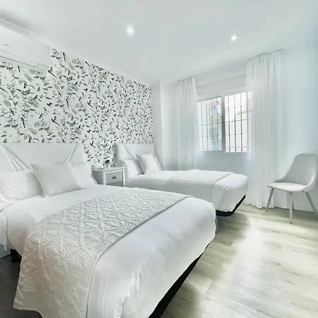 Lafrenchtouch - Centrico Y Moderno Cerca Del Tren Apartmán Benalmádena